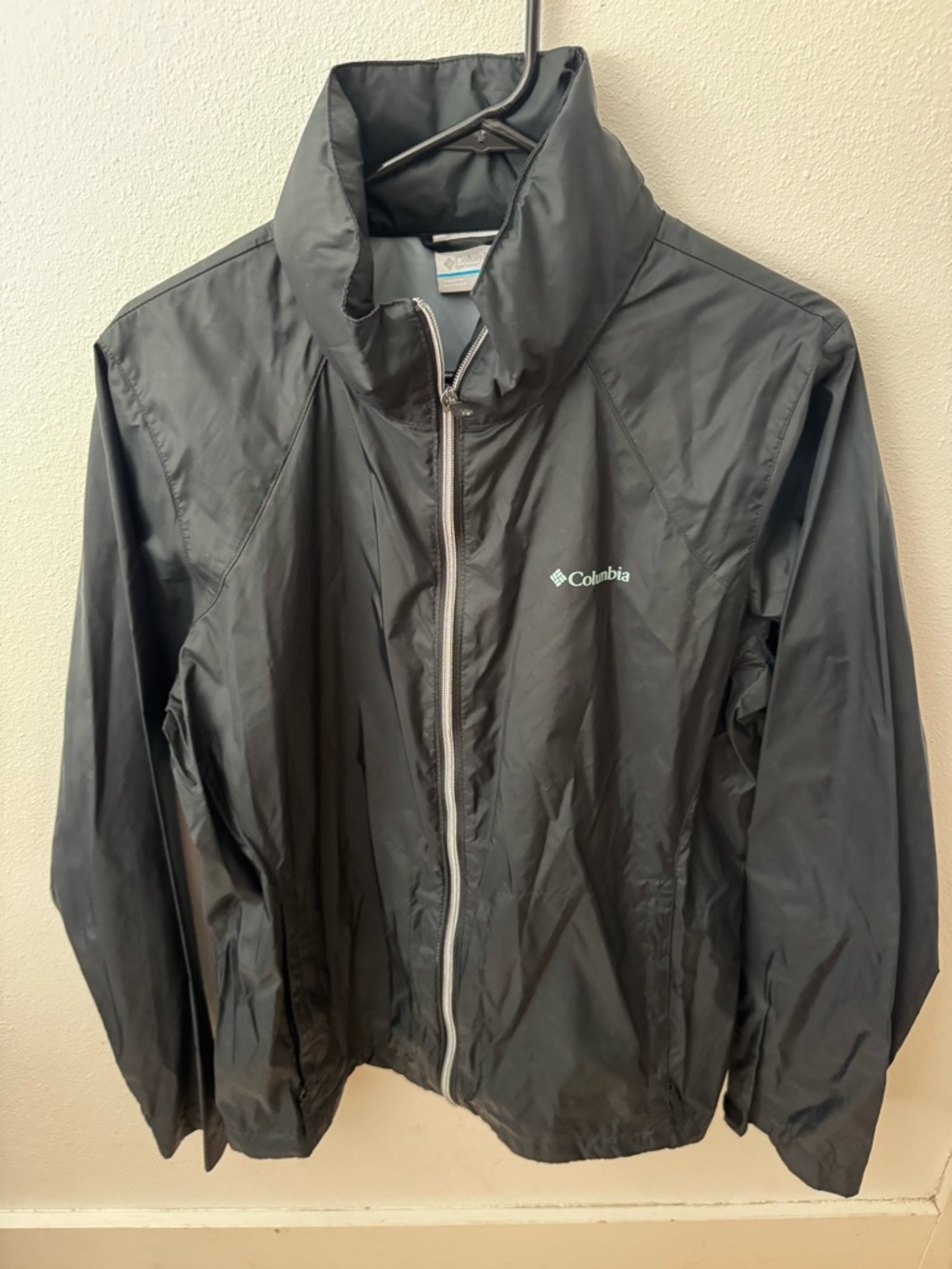 Columbia Black Outdoor Jacket with Blue Accent